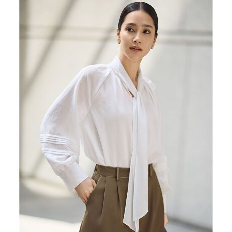 [^ԁFBLW7GW0417]؂₩{E^CANZgɂȂuEXfUC_ȃ{E^CfBe[|Cg̃fUCuEXłBOX[uƃ^bÑfUC炵A؂₩ȈۂłB{[X[uɂ̓^bN邱ƂŁA1ƂĂ͂Aɂ̓Wn[tX[ũAE^[Ƃ̃R[fBl[g؂₩ł߂łBfތy₩ŔȂiȃVA[̂ARbgCN|GXefނłBɌ܂Ń\tgɂHɁA^u[ƃhCH{ƂŁAVR^b`ƍ@̂Ȃ₩𗼗Ă܂B摜̓TvgpĂׁAۂɂ͂鏤iƎdlAHATCY኱قȂꍇ܂B\߂BBe̓sAۂ̏iƐFقȂČꍇ܂B