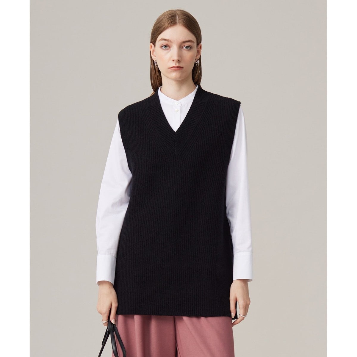 Oggi2月号掲載/洗える】ウールカシミヤ Vネック ニット | 23区