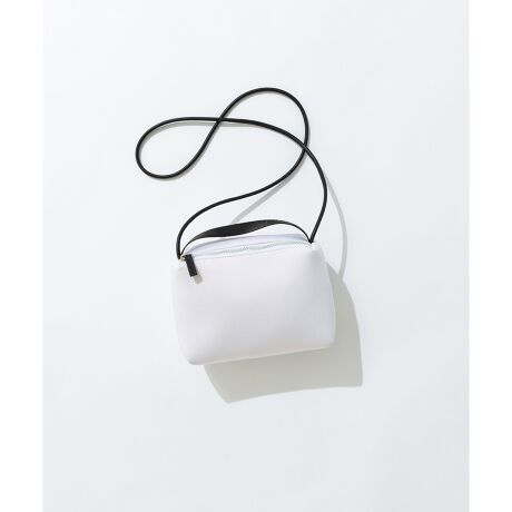 [^ԁFBO3MGM0102]2025SSfUCȃlIv[fނgpV_[obOłBẴX^COɍ킹₷_炩Aydl|CgBnhV_[Ɉّfނgp[hȃfUC|CgłBnhŎ莝A΂߂\2WAYdlłBi̎舵@ɂ܂ẮA^OɋLڂĂu舵̒Ӂvu\vmFB̐̓Tvĩf[^łBۂ̏iƎdlقȂꍇ܂Bi摜̓TvgpĂ邽߁Aۂɂ͂鏤iƐFTCYȂǂ̎dlɕύXꍇ܂B\߂B