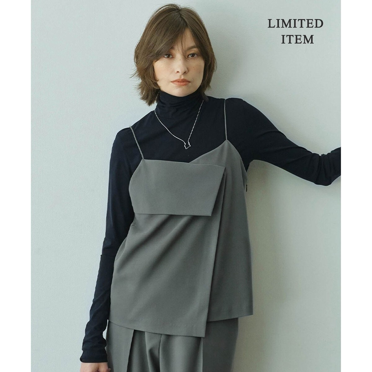 美品 アイシービー 24AW レトロウォールペーパープリントブラウス ボウタイ 美品 アイシービー 24AW レトロウォールペーパープリントブラウス ボウタイ