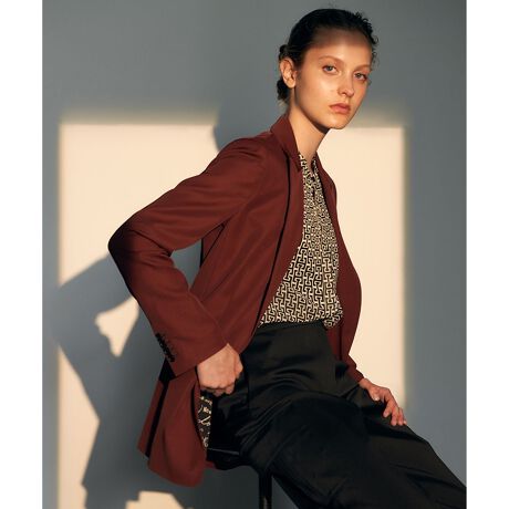 [^ԁFJKCYGW0422]2025Autumn/Wintery30th ANNIVERSARY COLLECTIONz1995AW痧オICB2025AW30N}܂B30Ñe[}́sthe AlbumtAo߂悤ICB̗jUԂ邱Ƃ̂łʂȃACe͂܂BfUCICB炵V[vȈۂ̃s[NhyWPbgłBꂽx[VbNȃfUCȂAICBS̓ݒ݂`F[A30N5city藠nAzFpCsOdlȂǁAdĂɔɍSYWPbgɎdグĂ܂Bn5cityvg̓uh30NLOAICBオ5ss(NEW YORKETOKYOELONDONEMILANOEPARIS)^[hɎdグIWivgłBPig͂AV[ỸChpcƃZbgAbvŃItBXZj[V[Ȃǂɂ􂵂܂BfރBXR[XE[̍xȃcCfނgpĂ܂BKxȗƏiȌ򊴂̍̂fނɎdグĂ܂Bi̎舵@ɂ܂ẮA^OɋLڂĂu舵̒Ӂvu\vmFB̐̓Tvĩf[^łBۂ̏iƎdlقȂꍇ܂Bi摜̓TvgpĂ邽߁Aۂɂ͂鏤iƐFTCYȂǂ̎dlɕύXꍇ܂B\߂B