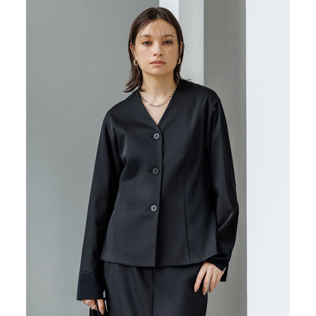 30th ANNIVERSARY】 モノグラムプリントスムース ボウタイブラウス