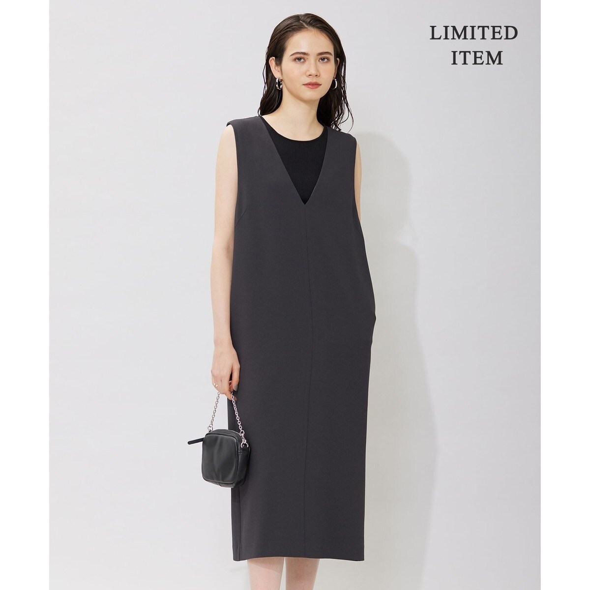 アズノウアズオオラカ オールインワンのジャンパースカート 黒