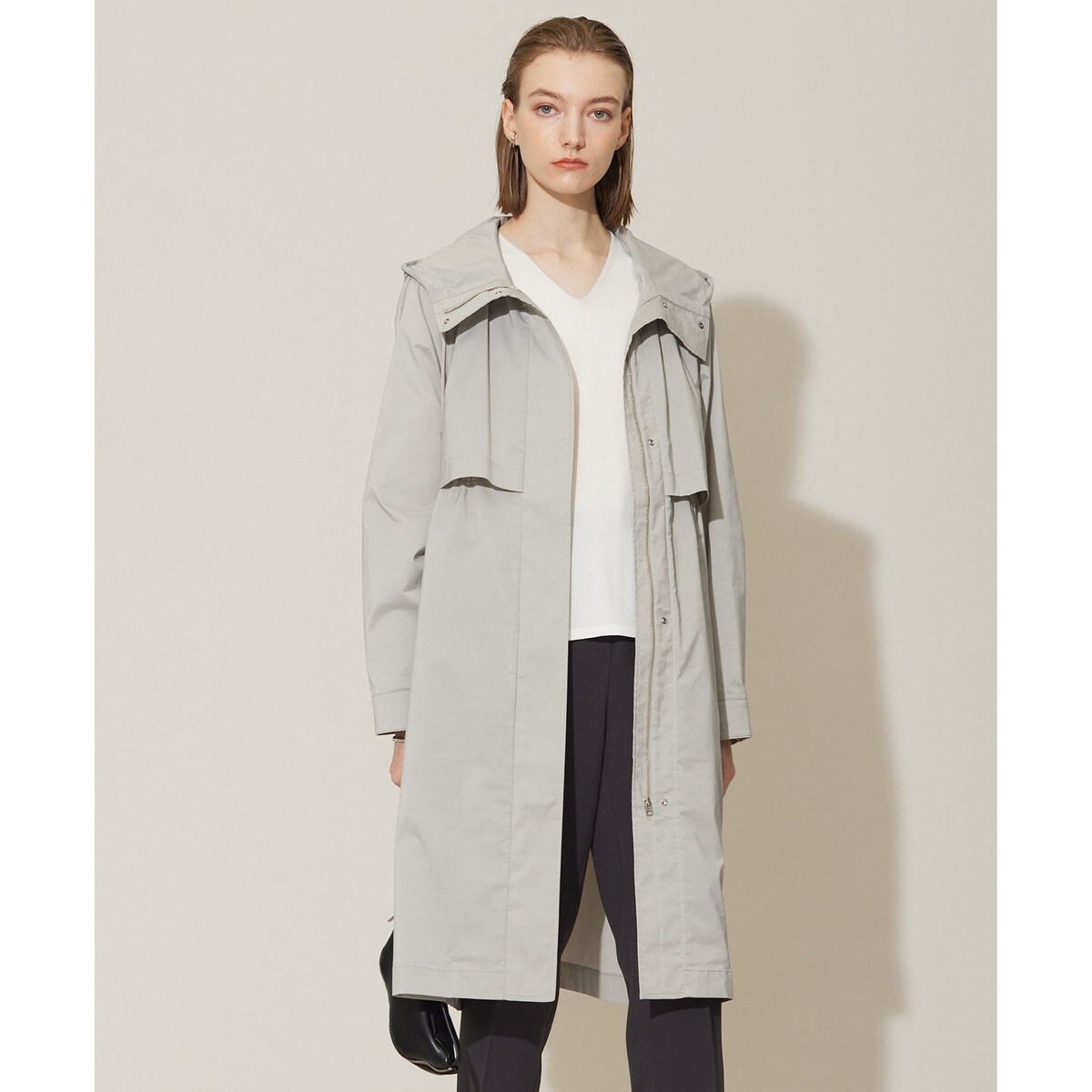 美品　ICB 撥水加工 メモリーストレッチタフタ フーデットコート 撥水加工】 メモリーストレッチタフタ フーデットコート | ICB