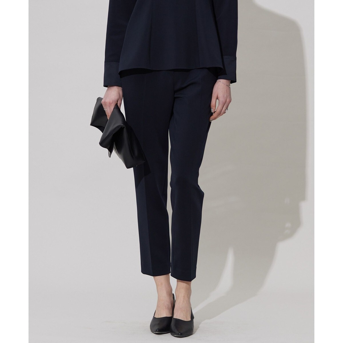 洗える】37．5TRストレッチ テーパードパンツ | ICB