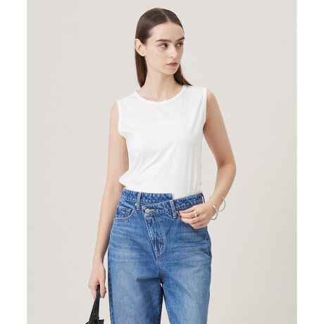 [^ԁFKKCMGM0310]2025SSjbgVc̃Ci[ɕ֗AGߖ킸KȒSñm[X[uJbg\[fUCI[V[Y􂷂m[X[uCi[łB^VɂȂɂAKxɃtBbgSn悳ŁAgbvXɂЂтȂnIł܂B܂̊JApCsO̕Ci[Ƃč킹₷lAוɂdグĂ܂Bfތ^VɂȂɂAKxɑ̂ɃtBbgxAVłBn̕\ʂ̖щHɌ܂łƂ₩ȕ\ʊĂ܂Bi̎舵@ɂ܂ẮA^OɋLڂĂu舵̒Ӂvu\vmFB̐̓Tvĩf[^łBۂ̏iƎdlقȂꍇ܂Bi摜̓TvgpĂ邽߁Aۂɂ͂鏤iƐFTCYȂǂ̎dlɕύXꍇ܂B\߂B