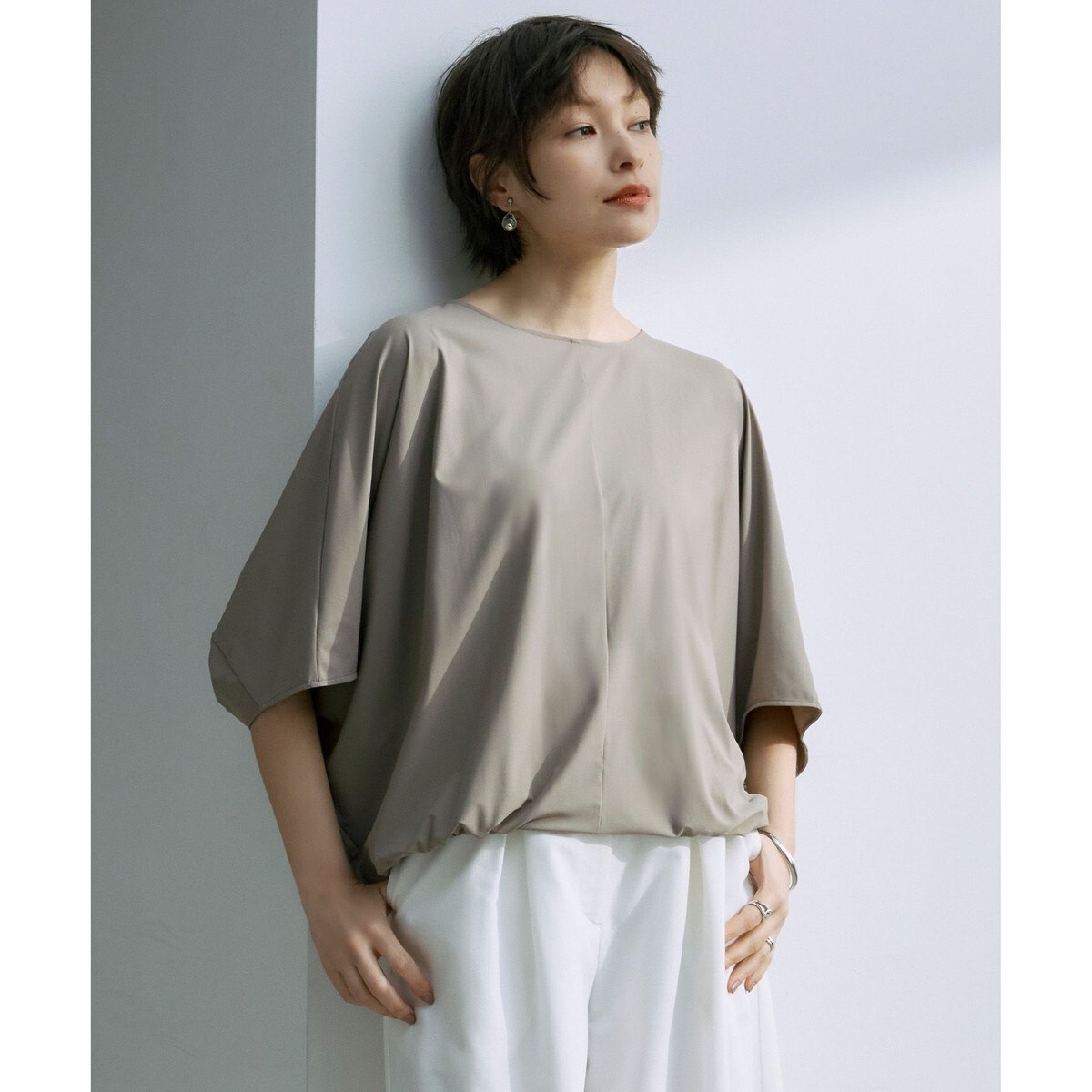 タグ付き新品◆ICB【洗える】スムースジャージー ぺプラムカットソー セール】 【洗える】スムースジャージー ぺプラムカットソー