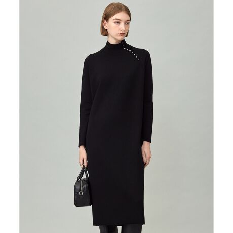 [^ԁFOPCMGW0518]2025AW^tiȃANZgɈꖇŔfjbgs[XfUCƂƂICVGbgȂ܂̃nClbNjbgs[XB̂̃CEȂVGbgŁAƊi悭ĂҗĂɂȂĂ܂BtglbN΂߂ɕׂȃ^t|CgŁAVvȒɂRVXȃfBeB[Aꖇł݊̂jbgs[XɎdグ܂BfރI[XgAE[̒łgbvx̃EgGNXgt@CE[IʂA\tgłȂ߂炩ȕo鍂E[fނgpĂ܂By₩ŐꂽnCNIeB[̑fފ𑶕ɓZɂ̃E[fނŁAVL[Ŋ炩ȋɏ̃^b`ƃRpNgȖږʂȂ܂łB̓|GXeō\ꂽڌҒn̂߁AX|fBbVŃX[W[ȎA܂ɌyVGbgfjbgnɂȂĂ܂Bi̎舵@ɂ܂ẮA^OɋLڂĂu舵̒Ӂvu\vmFB̐̓Tvĩf[^łBۂ̏iƎdlقȂꍇ܂Bi摜̓TvgpĂ邽߁Aۂɂ͂鏤iƐFTCYȂǂ̎dlɕύXꍇ܂B\߂B