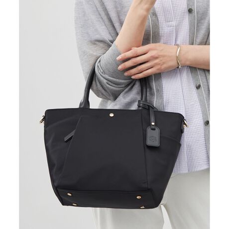 [^ԁFBO2JGM0360]g[gƎ΂߂2waydlIxTCỸ~fBAg[gobNfUCfC[ɂg邿傤ǗǂTCY̌yʃiCg[gobOBԂ̃iCg[g̃~fBATCYWEBœoꂵ܂By₩ȃiCƁAɍ̂{vgpAg[gƎ΂߂łgp2way^CvBybg{gⒷzeʂŁAt@Xi[̊JňSĂgp܂BOƌATChɃ|PbgĂAo̍ۂɏo₷dĺBL[`[pXP[XȂiXǕt̃xgÃ|Pbg[ĂāAו̐₷@\IȃobOłBǂȃR[fBl[gɂ킹₷Vvłꂢ߂ȃfUCȂ̂ŁAog܂ŁAL􂵂܂BJ[͍킹₷X^_[hȃubN(#005)AlCr[(#075)ƁAVbNȑlJ[̐VFuE(#130)AR[f̃|CgɂȂi̗ǂVFX[NsN(#012)4FWJBfޔ̂ꂢ߂ȃiCfނłBʂ̂iCŁAƐ@AJ̓łgAĂꂵ₷ŷBv͉̂邵Ƃ݂̂̂gpBvŒg܂B|Pbg\FOɃt@Xi[|Pbg~1ATCh|Pbg~1AɃI[v|Pbg~1Fybg{gz_[~1At@Xi[|Pbg~1AI[v|Pbg~1V[YACeEV_[obN(BO2JCS0310)Eg[gobN1(BO2JCS0320)Eg[gobN2(BO2JCW0330)E|VFbgobN(BO2JCS0350)ʂ͉îł͂܂BBi摜̓TvgpĂ邽߁AFTCY̎dlɕύXꍇ܂̂ŁA\߂B