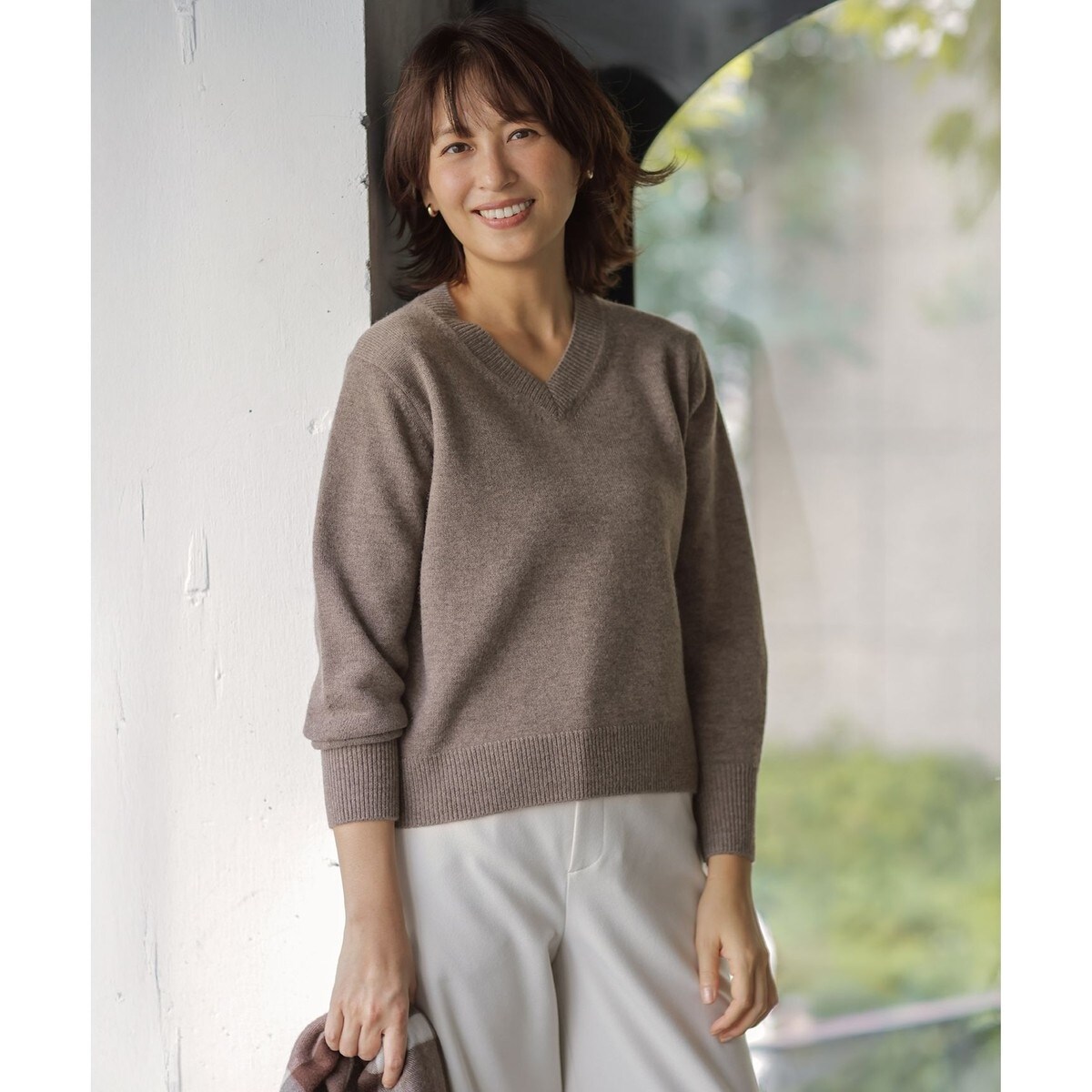 洗える】MERINO CASHMERE ロールネック ニット | J