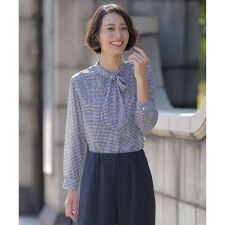 ジーナ梨地 幾何プリント ブラウス