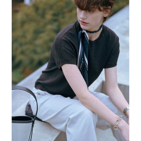 [^ԁFKRGTGM0513]lC̃zFjbgNoI1ŃR[fBl[g̃ANZgɂȂ郉jbgfUCD]zF|Cg̃vI[o[jbgB݂Ɛɂ͔̃D荞ނƂŁA肰Ȃ؂₩vX܂B̂Ƃh}X[ufUCŁACɂ1łƒȂ̂́BVvȂ炵ۂāAR[fBl[gɐꂽ͋C^܂Bfނ̃J[fBKHD΁Aꊴ̂ZbgAbvX^CɁBIIt킸LV[Ŋ􂷂1łBfލׂrXR[Xƃ|GXẽuhōꂽfނgpB_炩ƂGSnƊ炩ȃh[vŁA@ׂȌ̏iȈۂ^܂BIɂItɂėpłfފłBfރACeEjbgJ[fBK(KRGJGM0510)傫TCY(KRGTGM0510)TCY(KRG0GM0510)EXgCvjbg(KRGJGM0512)傫TCY(KRGTGM0512)TCY(KRG0GM0512)LTCY͒ʏ݂̔̂ƂȂ܂Bi摜̓TvgpĂ邽߁AFTCY̎dlɕύXꍇ܂̂ŁA\߂B