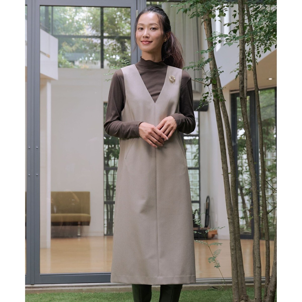 美品！！23区ウールミルドジャンパースカート 23区(ニジュウサンク)のウールミルドジャージー ボックスタック