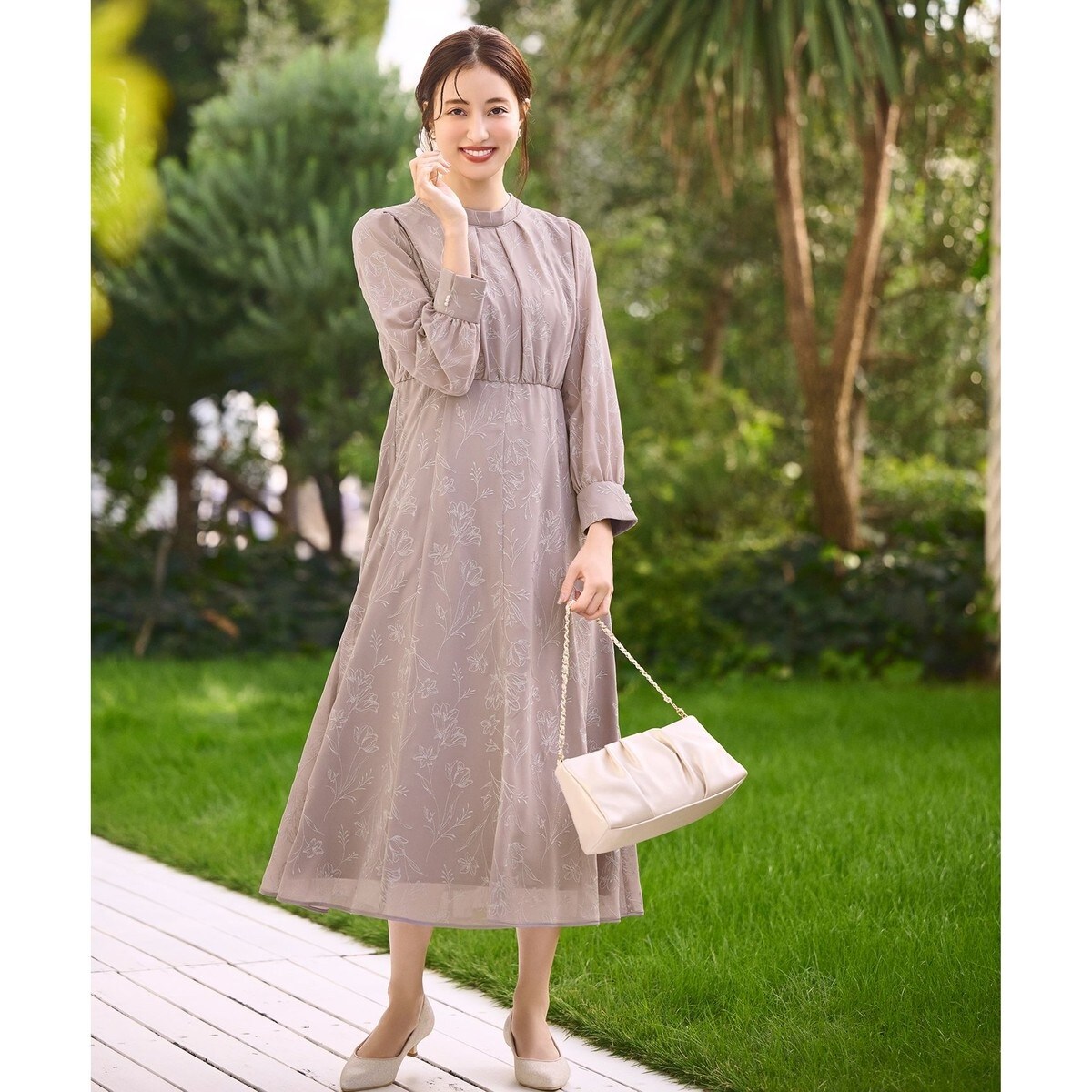 Lily Calin】ラインエンブロイダリー ドレス | エニィスィス(ANY SIS