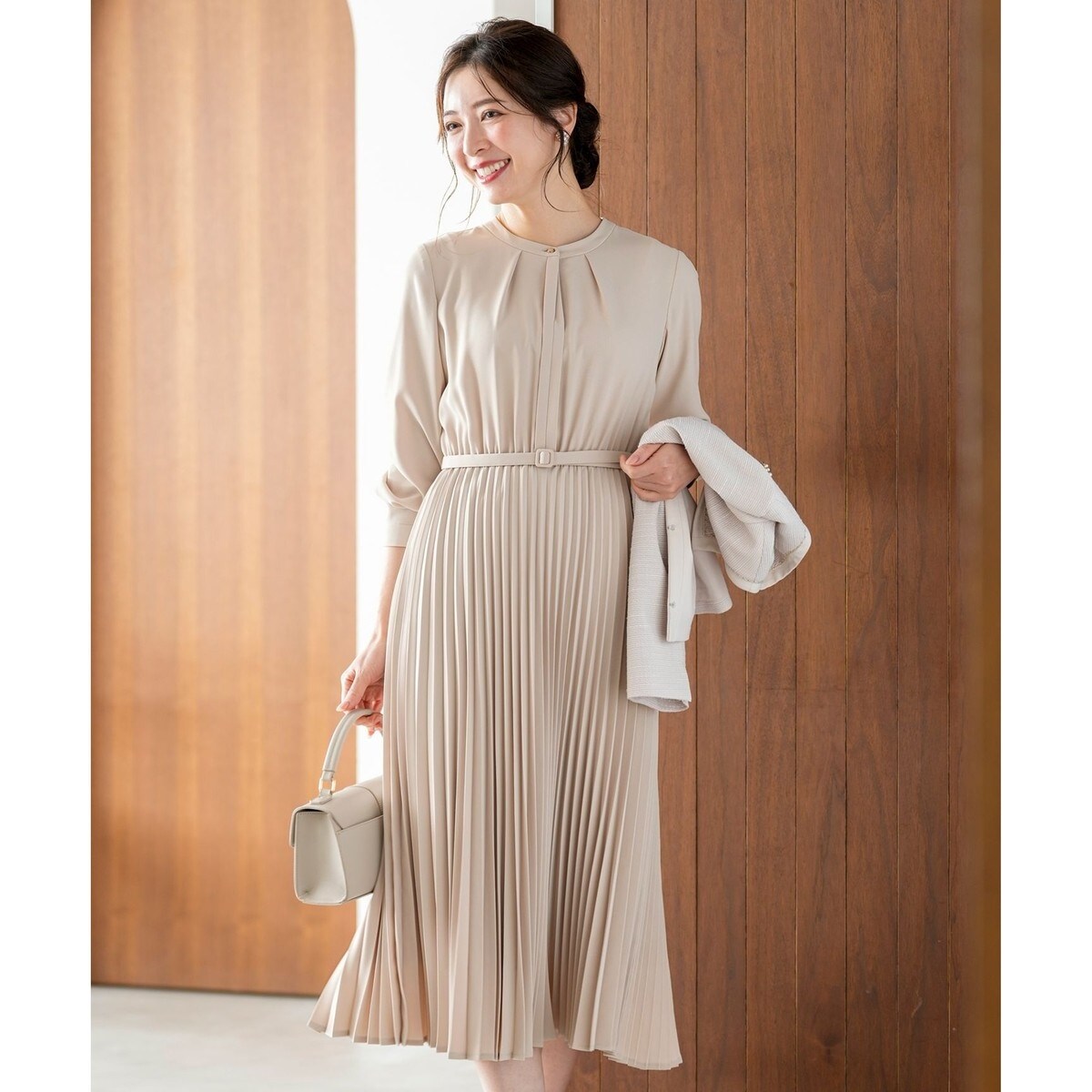 Lily Calin】ラインエンブロイダリー ドレス | エニィスィス(ANY SIS