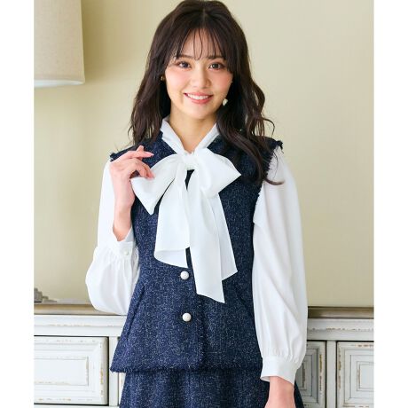 [^ԁFJKPFGS0200]tȂẂARpNg&cC[hfނŁIfUCI[V[YȂACeB̏tFeroux̃W̓cC[fBɁARpNgVGbgɎdグ܂Bfނ̃XJ[gƍ킹ZbgAbv̒ȂŁAƊ̂R[f܂Bۂɖڂ嗱ȃp[tWtF~jɎdグ|CgɁBRpNgȃVGbgȂ̂ŏȕłoXƂ₷AXJ[gX^Cɂ҂̃ACeƂȂĂ܂B݌͌߂ȂȂ炩VCŁACi[̃C[hfUCɁBt͂ĒĂAEGXgCɃn̂VGbgY߂ȈۂL[vĂ܂ByFabricz̏tcC[hfށBfނoCAXɂقtW|CgɌĂ܂ByStylingzfރZbgAbv̒pŁA肫ƂۂɁAZj[ɂ߂łBi摜̓TvgpĂ邽߁AFTCY̎dlɕύXꍇ܂̂ŁA\߂B