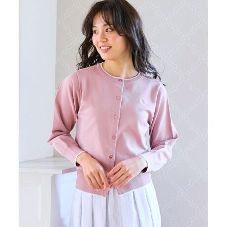 [^ԁFKRPFGM0301]t̋C𐷂グ ShJJ[fBKIfUCĈ߂Ȃt̋G߂ɏd󂷂jbgJ[fBKłB̃IWiShJƎƑoCJ[fUC|CgBvI[o[ƂĂ͂AVvȃs[XɉHDăANZgɂ߂łBt炵J[oG[VŁAC𖾂邭oJ[Ił܂ByFabriczыʂщH̋CɂȂɂfށBCgȒSñX|fBbVȃjbgfނłByStylingz̃fjXJ[gpcAtAXJ[gƂ̍킹߂łBi摜̓TvgpĂ邽߁AFTCY̎dlɕύXꍇ܂̂ŁA\߂B