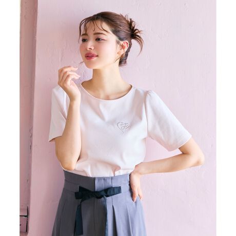 [^ԁFKKPFGM0502]|CghJ lJbg\[gbvXfUCVvȂ|CghJڂAlJbg\[gbvXB_炩Lk̂tCXfނgpAKȒSn܂BɂhJ́AVvȃfUC̒ɂ肰ȂANZgvXBĒ߂ɎdĂ5AJWAiȈۂo܂B݌̂Ƃ{[glbNɎdグĂ炳ꂽfUCɎdグ܂ByFabriczLkɗDꂽtCXfނłB݂AG肪炩̂̕ig₷fފByStylingznTVcւɃVvɒȂ̂߂łBhJ̃|CgđlۂR[fBl[g܂Bi摜̓TvgpĂ邽߁AFTCY̎dlɕύXꍇ܂̂ŁA\߂B