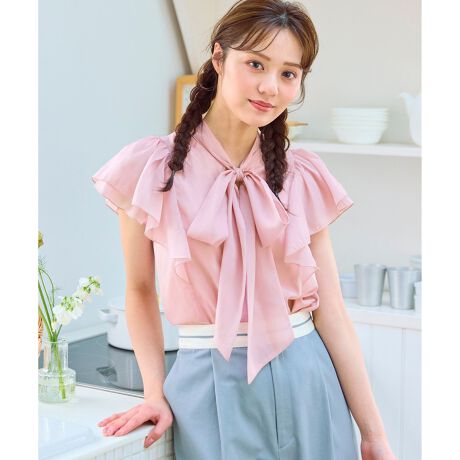 [^ԁFBLPFGM0600]؂₩ȃ{^CfuEXfUCӂƂy₩ȃVA[fނɁA؂₩ȃ{^CftF~juEXB܂DރtX[uA炵āACɂȂ̘r悭Jo[܂BiȔ򊴂Ə_炩ȕŁAItBXX^C₨oAĂ΂V[ɂ҂1łByFabricziȔ򊴂Ə_炩ȕ̑fށByStylingzXJ[g킹͂Ã}[xgfUC̃pc킹G߂łBi摜̓TvgpĂ邽߁AFTCY̎dlɕύXꍇ܂̂ŁA\߂B