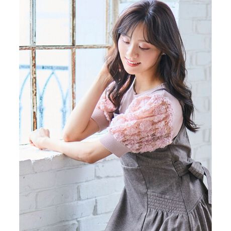 [^ԁFKRPFGA0901]Ԃт̂悤ɁAӂBltF~jjbgfUC[X̊zɗ̊̂邨ԎhJ{At[u[P̂悤ɉ؂₩ȃptX[uɖڂjbgB܂؂₩ɍʂAg͒悭tBbgVGbgől̏iL[v܂B̃u؂ւŃnAÂȂ肷Ȃ▭ȃoXɎdグ܂ByFabriczg͊炩ȔG̃jbgAy₩ȐLkŉKȒSn܂B̓[X̊zɗ̊̂邨ԎhJ{zfށB_炩ȓƗDȓy߂܂BӉ~HAtƒpłfފłByStylingz̃Wp[XJ[gƂ̍킹߂łBXJ[gApcǂ̃ACeƂ񂵂₷ACełBi摜̓TvgpĂ邽߁AFTCY̎dlɕύXꍇ܂̂ŁA\߂B