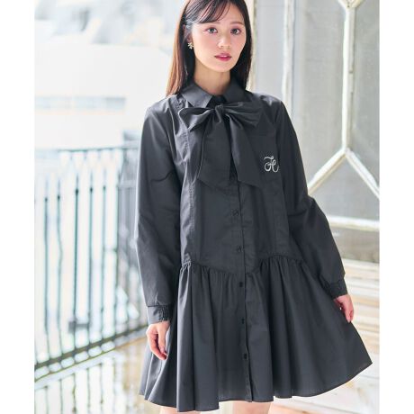 [^ԁFOPPFGA0902]G߂̕ςڂɏdԈႢI1Œf郊{^CVcs[XfUC{^Cڂ䂭AtF~jŃNVJȃVcs[XBɂ͂肰ȂhJYAiȃANZgvXB|Cg̃{E^C͎O\ŋCɍ킹2ʂ̒Ȃy߂܂B{ŊÂ߂ȃK[[X^CɁA{O΂ƂVcs[XƂĂBɌĂӂLeBA[h̐ؑւő̌^Jo[܂BCɂȂS̃L~y`R[gtByFabriczƂGŁAn̂V[YXfށBȒPȃVcfނłByStylingzH1ŁAӏH̓WHDāA~̓^[gjbgCi[ɒăOu[cŁBĒ񂵂̂\Vcs[XłBi摜̓TvgpĂ邽߁AFTCY̎dlɕύXꍇ܂̂ŁA\߂B