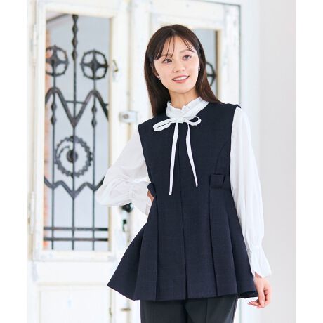 [^ԁFJKPFGA0900] X^CAbvIyv^bNWfUCGڂ̃WX^CtF~jɊy߂1B悢݂ƃV[YXŒy߂̃cC[hfނŁA炩炵͋CɎdグ܂BEGXg菭߂̈ʒuɎ{ꂽIȃ^bNARɃEGXg}[N邱ƂŃX^CAbvʂByvfUC̗̊AuEX킹iɈĂ܂BÂȂ肷AƊvXł閜\ACeBtg̓JMtHbNJȂ̂Ō݂oɂƒȂ̂|CgłIyFabriczcC[ĥƊcAV[YXłƒAy₩ȑfފ͓IByStylingz{E^CuEXƑQłIx[VbNȃ{gɍ킹邾ŁAN炵Feroux ̂ꂢ߃X^C܂Ii摜̓TvgpĂ邽߁AFTCY̎dlɕύXꍇ܂̂ŁA\߂B