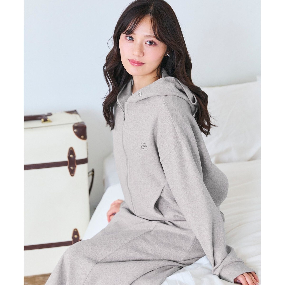 新作新品♥️ SNIDEL 【WEB限定カラーあり】ボリュームパーカー WEB限定カラーあり】ボリュームパーカー | スナイデル(SNIDEL