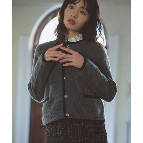 [^ԁFKRPFGW0107] u[Njbgfނ̃NVJWPbgfUC[v̉ʂu[NjbgfނgpAjbgWPbgBӂƂȂAƂ݂ŃAE^[oł􂵂܂BS[h̉{^ANZgɂȂÂ݂fފɂ肰ȂvXB悭Ƃ̂VGbǵACi[I΂d˒₷̂|CgłBuEX^[gƂ̃C[hAs[X̉HDɂ}b`AJ[fBKƃWPbg̒Ԃ̂悤ȊoŒ܂킹܂ByFabricz[v̕\Lȃu[NҒngpyStylingzcC[hXJ[gWXJ̉HDɂ΁ANVJōDۂȒʋ΃R[fɁB݌tuEX`ĂBi摜̓TvgpĂ邽߁AFTCY̎dlɕύXꍇ܂̂ŁA\߂B