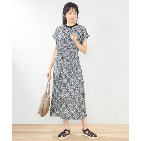 美品☆フレンチスリーブ シャーリング マキシ丈 ワンピース 可笑しい ECRU