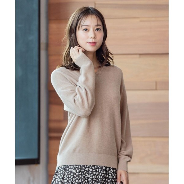 【新品タグ付】ウールカシミヤブレンド ニット 新品タグ付】ウールカシミヤブレンド ニット - メルカリ