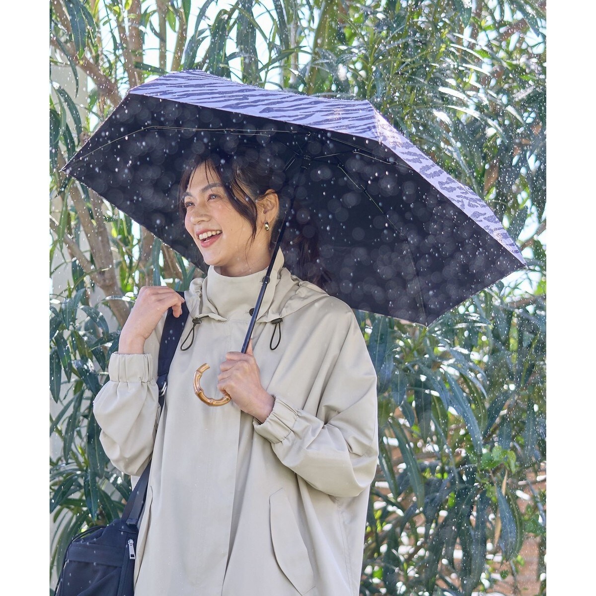 晴雨兼用/UVケア】バンブーハンドル折りたたみ傘 | エニィファム