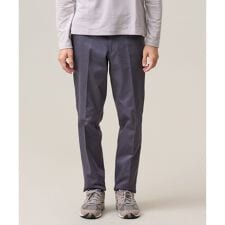 Ｊプレス(J.PRESS)の洗練されたシルエットと機能美【ストレッチ】トリコチン ステムテーパードパンツ