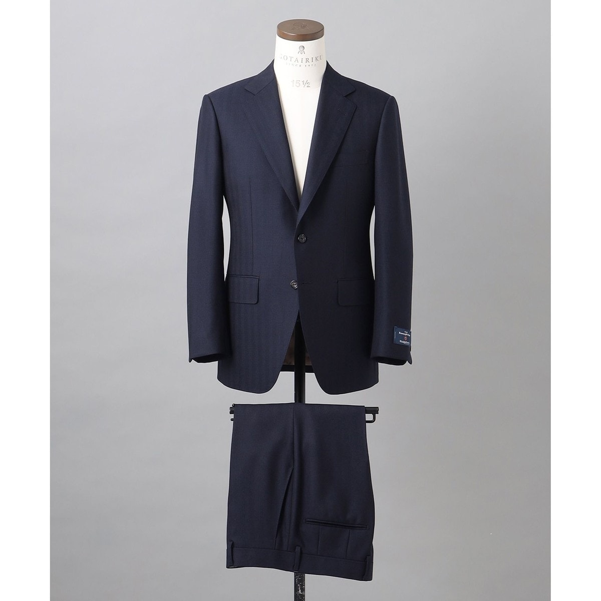 美品　ブリッラペルイルグスト　セットアップスーツ　ネイビー　ドーメル　EXEL Brilla per il gusto（ブリッラ ペル イル グスト）DORMEUIL