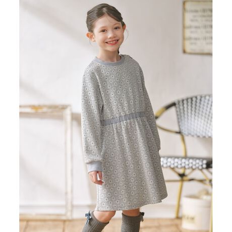 [^ԁFOPKGGW0211]fUC@ׂȐᕿ̖͗l̃JbgWK[hfނ̃s[XłBEGXg̐؂ւANZgƂȂAVGbgɎRȃnvXB񌳂⑳̃ugŒ悢tBbgASn⓮₷˂ȂĂ܂BVvȂiȃfUCŁAJWAȂo班ʂȃV[܂ŕL􂵂܂Bfޑ@ׂȐᕿ̖͗lA~̃[h߂ĂJbgWK[hfނłBjbĝ悤ȏ㎿𕹂Ac݊ȂAȂ₩Ȓ̑fނȂ̂ŒԒpł܂BGȃWK[h\ȂAJbg\[fނœ₷Aƒł̂ȒPȑfފłBJ[炵x_[AO[2FWJłBBei̓TvgpĂ邽߁Aۂɂ͂鏤iƎdlTCYقȂꍇ܂B