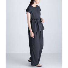 『WEB限定』リネン混ペプラムセットアップ