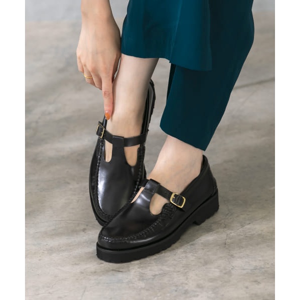 予約】ARTESANOS Mary Jane strap shoes | アーバンリサーチ ロッソ