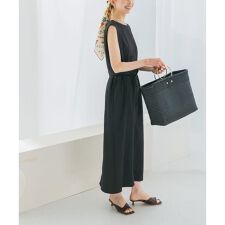 接触冷感リネン混ストレートワンピース
