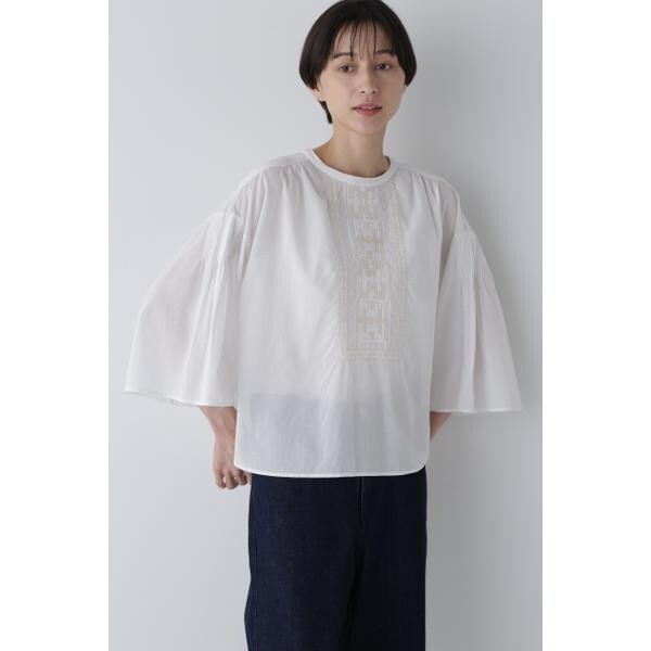 トップス (白色・ホワイト系、16000円〜9999999円) の通販