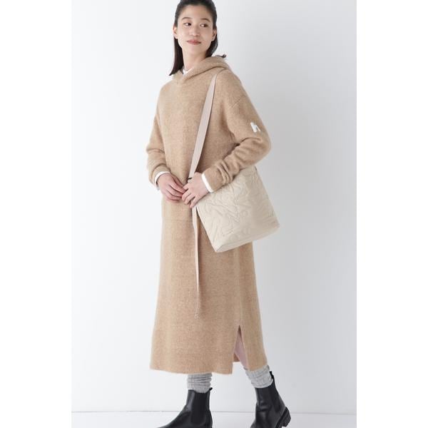★超美品 HUMAN WOMAN ヒューマンウーマン 長袖 ニットワンピース ヒューマンウーマン(human woman) レディース ワンピース の一覧