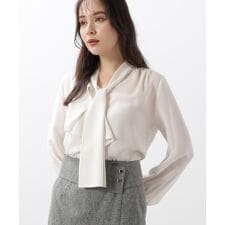 ［WEB／店舗限定カラー］ラッフルアクセントボウタイブラウス