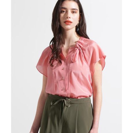 [^ԁF0315210611]򂪏iȃ[fނ̔uEXBlbNɋz̕RʂăMU[Ay؂₩ȈۂĂ܂BVA[̂CȑfނɁAԂ̃S[h̃{^iȃANZgB̓XbgŃpcɃn[tCȂfGłByfސzVN̂悤Ȍڂ̃gAZȃ[BƏ_炩AgAZ̓łz̍̓ƂׂƂ}AKɉ߂܂BVL[ȎƖȂ̃i`oXǂꂽfނłByizXgb`Ȃ^O{^J^nȂ^|n^Ȃ|^Ȃ|ň^|Lk^Ȃ|VGbg^X^_[h