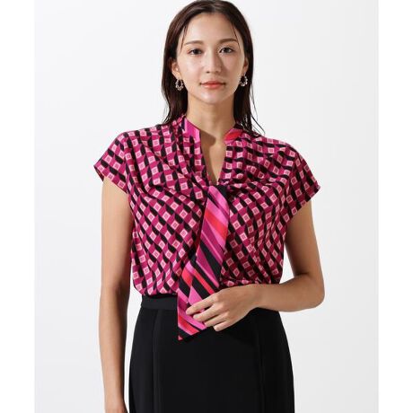 [^ԁF0315210800]Qނ̃vggp{E^CuEXBg̓gȃWIgbNvgA{E^C{ƃJtXoCX̐nŎdĂ܂BVlbN~oCX̑gݍ킹Ŋ̓V[vɁA{E^C{ƃ^bNŋ͉؂₩Ɍ܂BNVJȃvgƃfBCNȃfUCŁAl̏̔uEXłByfސzyA_炩ŁAT߂Ȍ򊴂̂fVfށBvǵAWIgbNƃoCXNVJȕ͋CɎdグ܂Byizn^ԂĒp^Xgb`^Ȃ|n^Ȃ|^Ȃ|ň^|Lk^Ȃ|VGbg^X^_[h