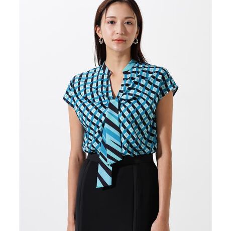 [^ԁF0315210800]Qނ̃vggp{E^CuEXBg̓gȃWIgbNvgA{E^C{ƃJtXoCX̐nŎdĂ܂BVlbN~oCX̑gݍ킹Ŋ̓V[vɁA{E^C{ƃ^bNŋ͉؂₩Ɍ܂BNVJȃvgƃfBCNȃfUCŁAl̏̔uEXłByfސzyA_炩ŁAT߂Ȍ򊴂̂fVfށBvǵAWIgbNƃoCXNVJȕ͋CɎdグ܂Byizn^ԂĒp^Xgb`^Ȃ|n^Ȃ|^Ȃ|ň^|Lk^Ȃ|VGbg^X^_[h