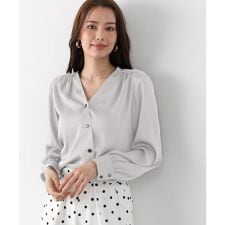 Ｖネックボタンブラウス