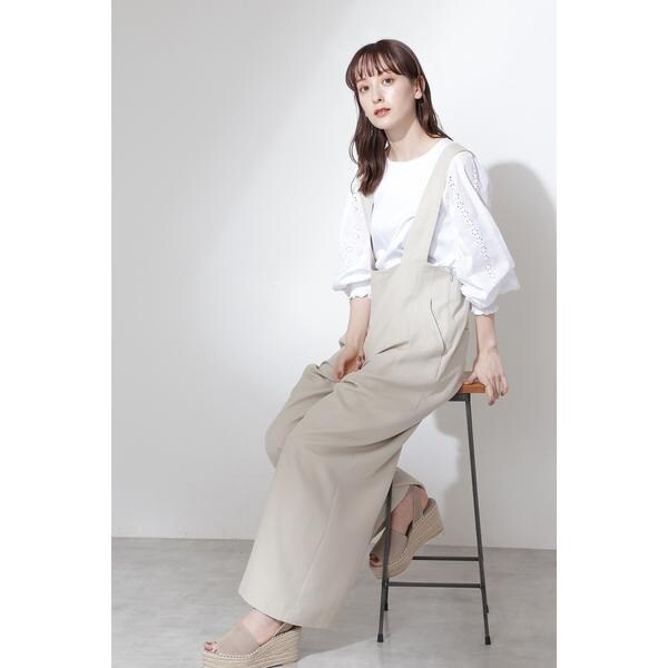 ジルスチュアート ライアンサロペットパンツ ベージュ 新品 ジルスチュアート ライアンサロペットパンツ ベージュ 新品