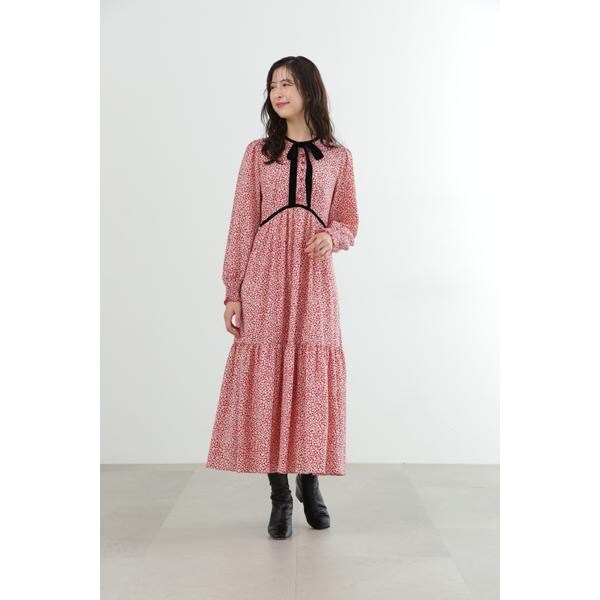 ◇モノトーンフラワーワンピース | ジル スチュアート(JILL STUART