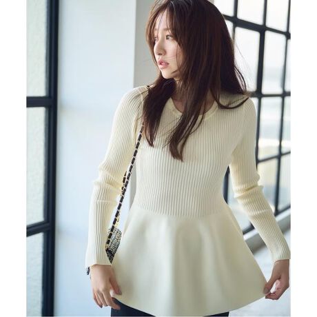 ペプラムフォルムニット23AW | ナチュラルビューティーベーシック 