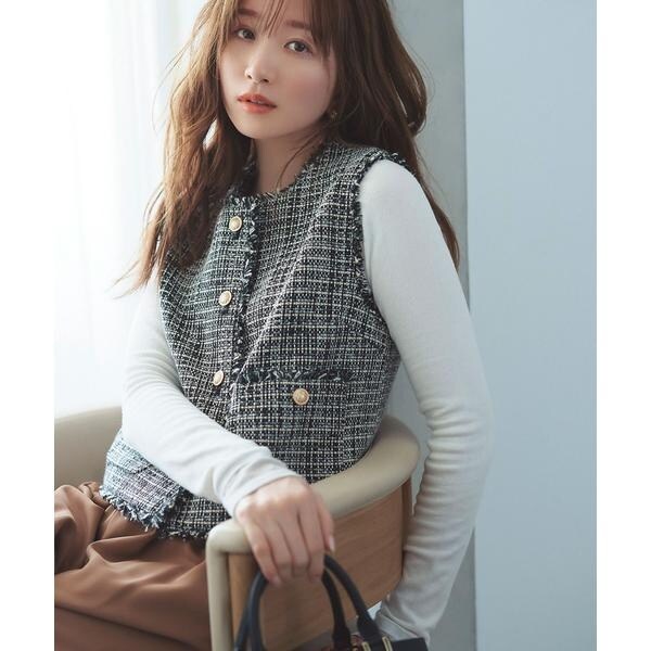 上品カラー♡エレガントなツイード【CHANEL】ベスト 新作/春コーデに◎】CHANEL 25P ツイードベスト (CHANEL/ベスト