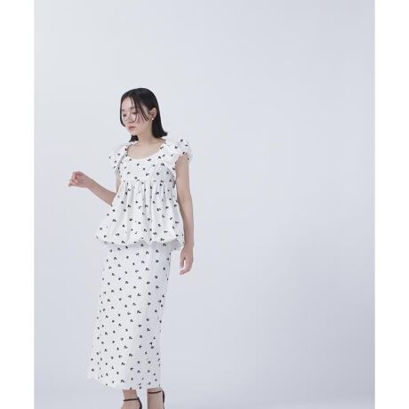 [^ԁF0175120570]BLANCiuĵقɁB炵ARȃX^COy݂BꂽCLASSƁgh郂[htF~jȃACeĂ܂BNBBIWi̎hイ|Cg̃Xg[gi[XJ[gBEGXgɃMU[ꂽtHVGbgłBfނ̃uEX킹ăZbgAbvŒȂ̂IXXBfށIWihイꂽ^t^fނgpĂ܂BڍׁdlEt@Xi[nE蓧EȂ ^ EȂ ^ LkEȂ ňEʁV[YuEX[iԁF0175110570]f̒p摜̏ꍇA̓ɂAۂ̐FƈقȂČ邱Ƃ܂BF́AiP̂̉摜QƂB