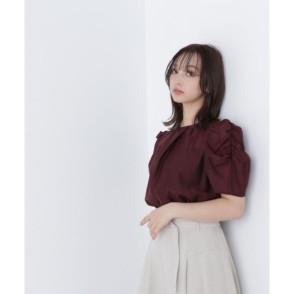 Natural Beauty Basic ギャザースリーブペプラムシャツ NATURAL BEAUTY BASIC｜ギャザースリーブペプラムシャツ